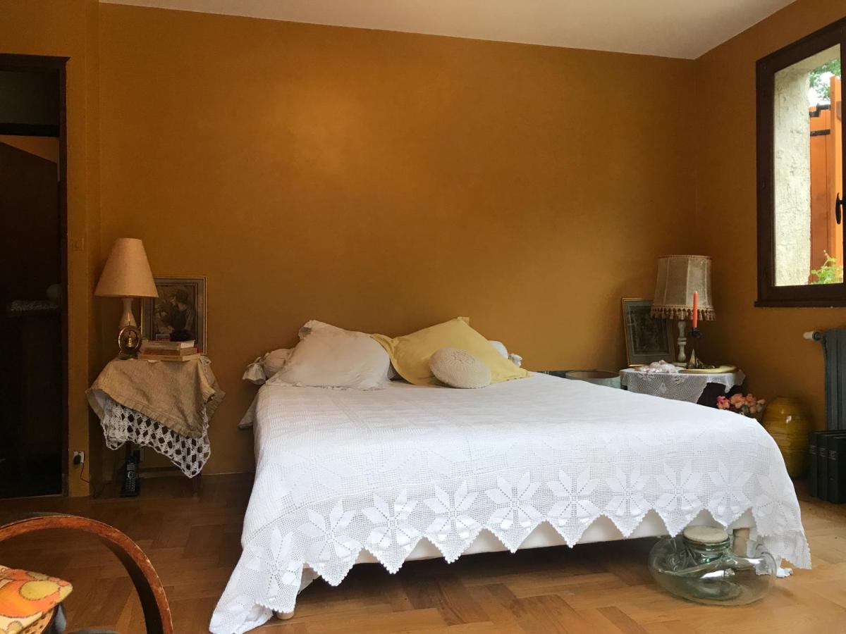 Hotel Au Pain Des Anges à Saint-Gervais en-Belin Extérieur photo